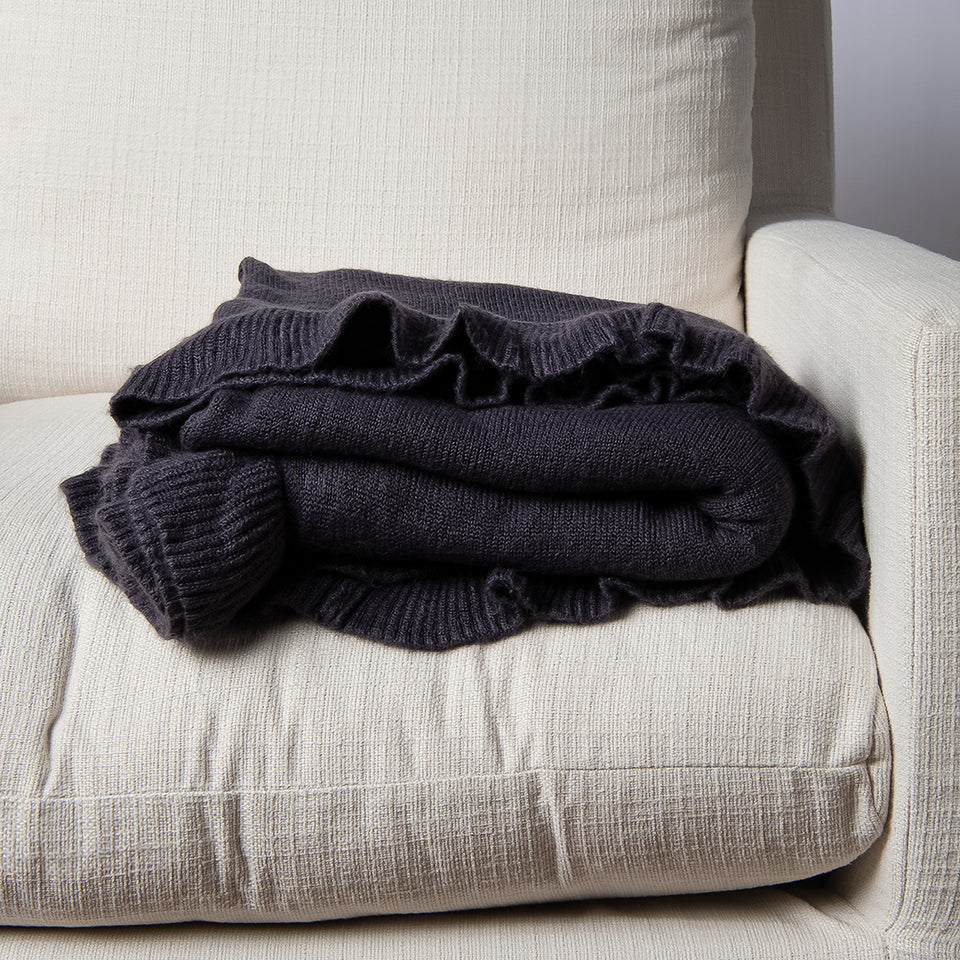 Ruffle Border Throw