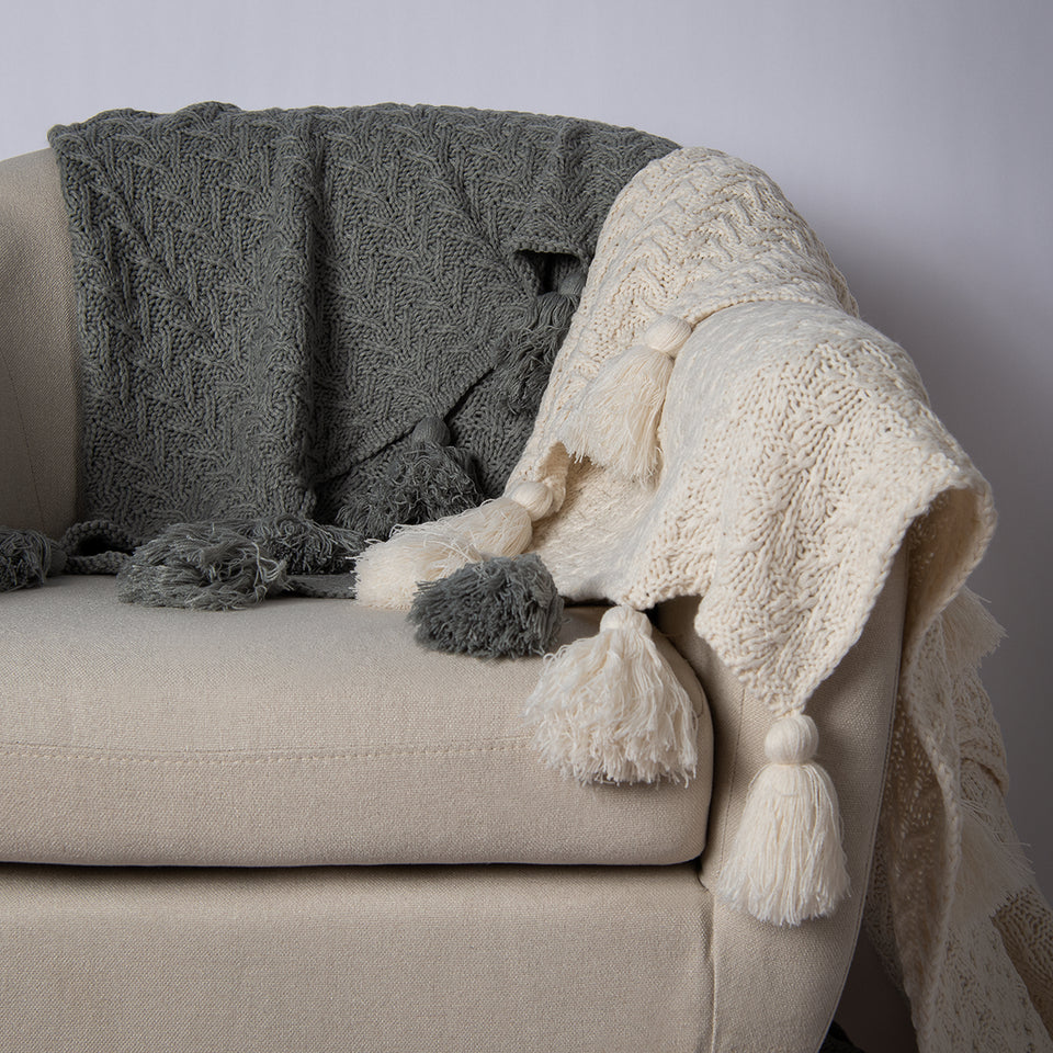 Knitted Tassel Throw