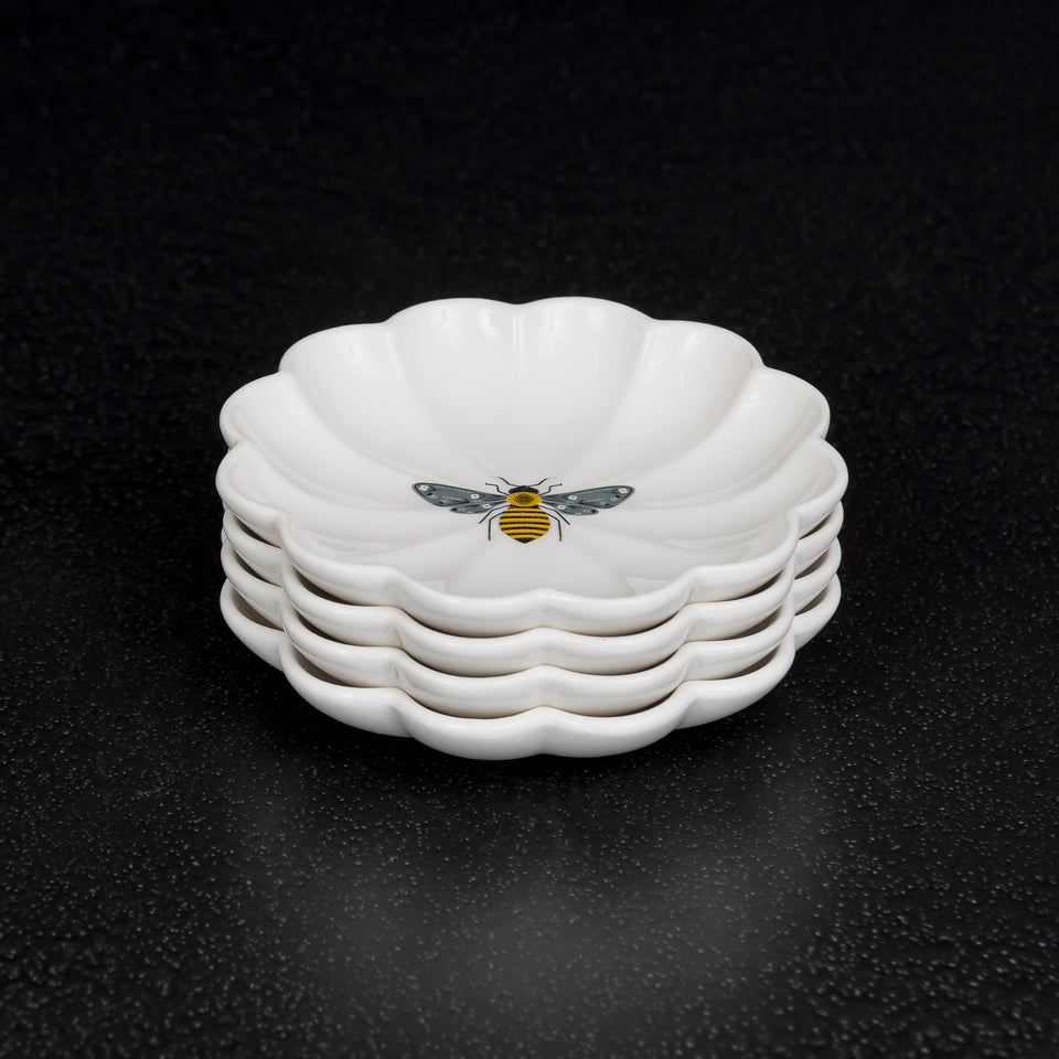 Fluted Insect Stoneware Dish