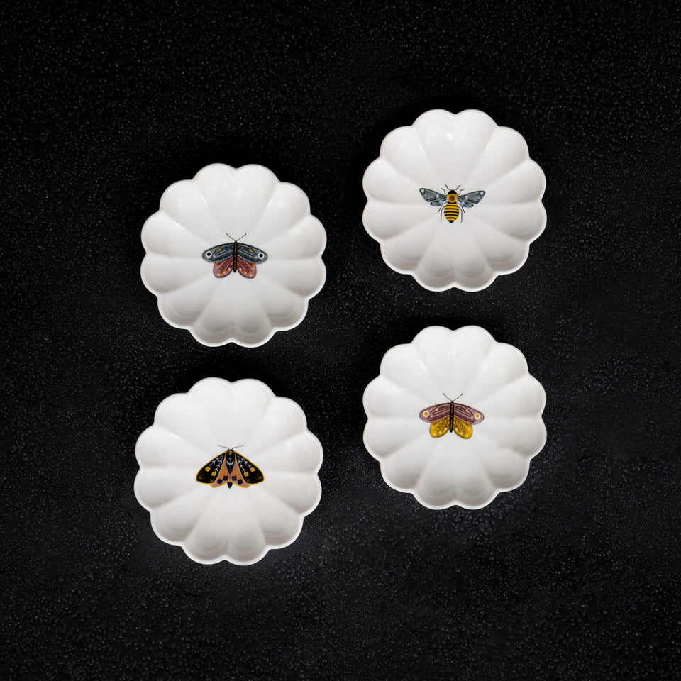Fluted Insect Stoneware Dish
