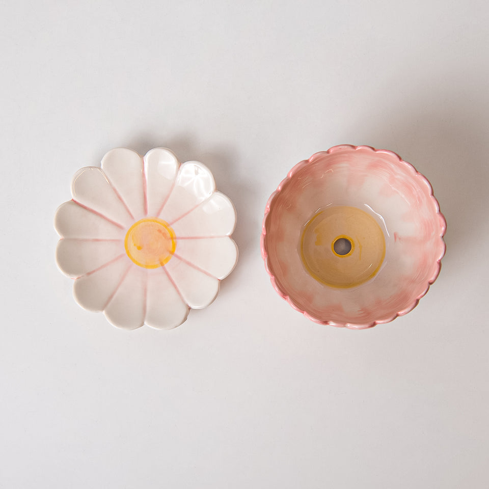 Little Secret Flower Pot
