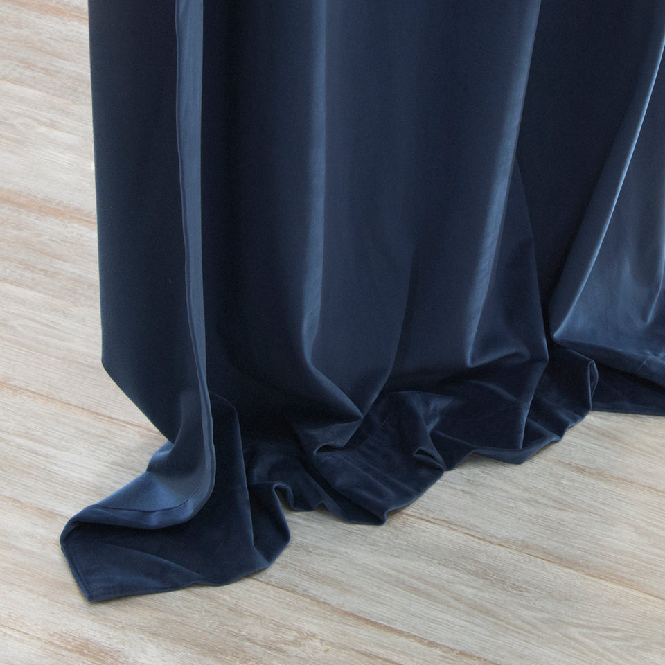 Luster Velvet Grommet Curtain