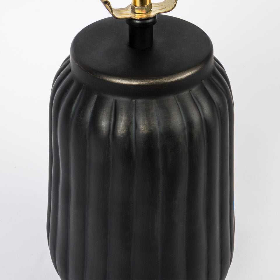 Classic Oil Rubbed Black and Bronze Metal Table Lamp