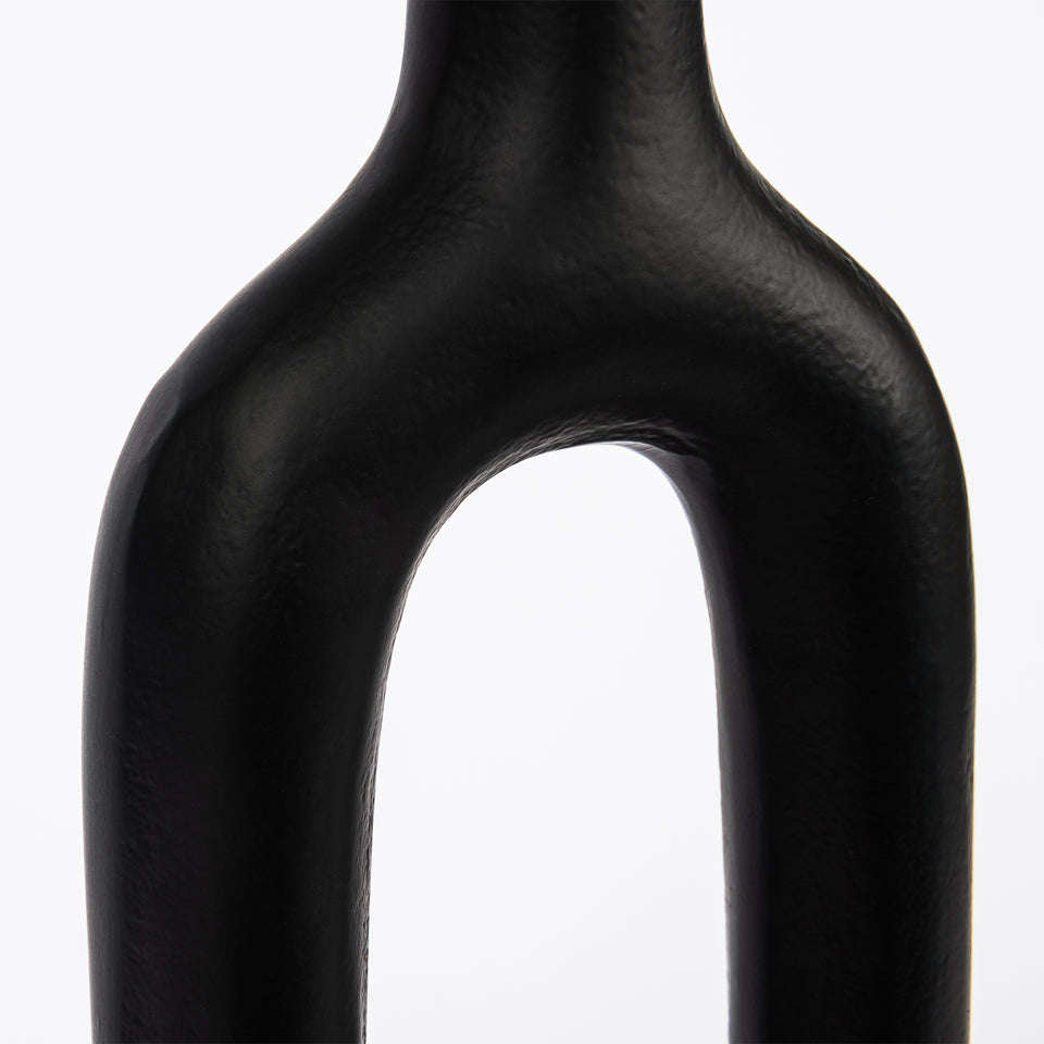 Abstract Oval-O Matte Black Metal Table Lamp