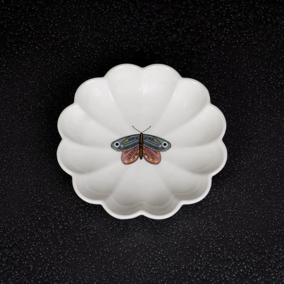 Fluted Insect Stoneware Dish