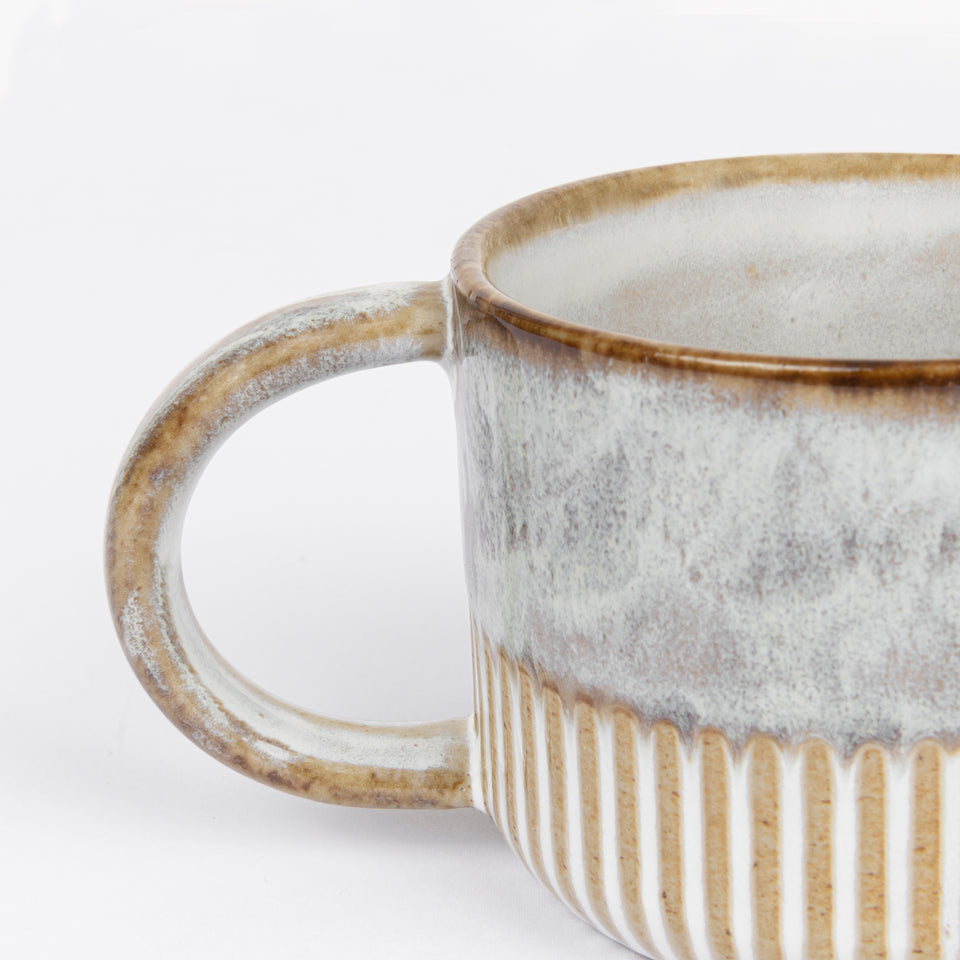 Mug with Ribbed Bottom