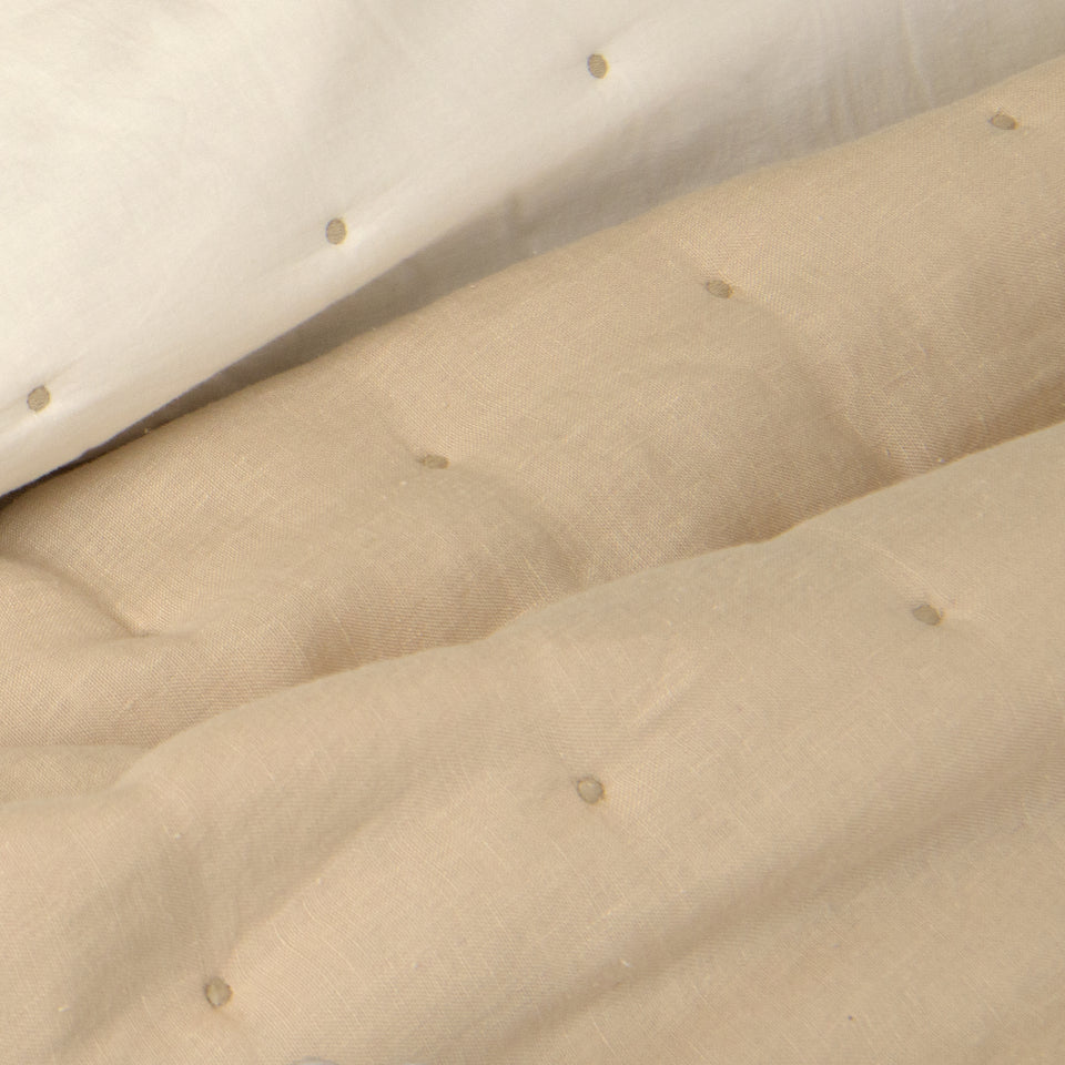 Linen and Cotton Tufted Quilt