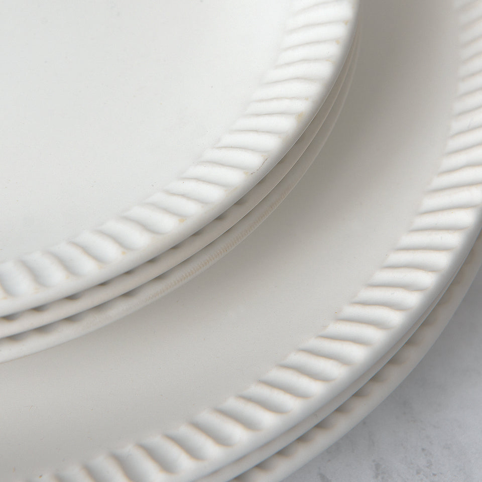 Round Stoneware Plate with Crimped Edge